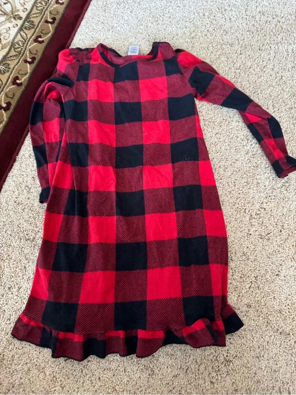 Girls red & black checkered night gown ❤️🖤
